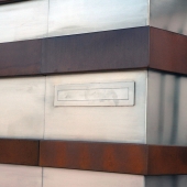 fachada inoxidable corten