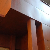 fachada patio interior acero corten