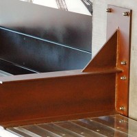 Tienda con acero corten